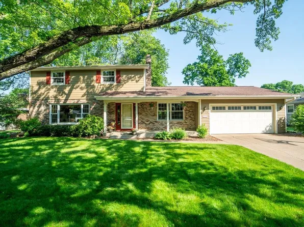 1320 Bradley Avenue, Eau Claire, WI 54701