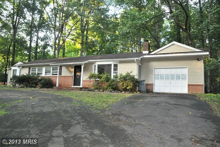 17609 Cashell Rd photo 1