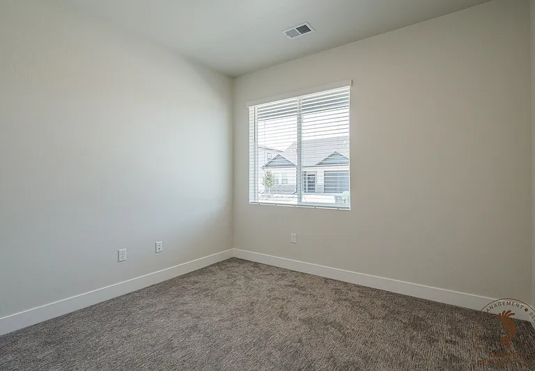 2454 Hamilton Rd #B — Photo 25