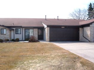 11716 Amber Le Dr, Warren, MI 48093