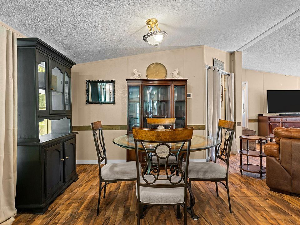 Vrahmsになります 19747 Village Forest Dr, Montgomery, TX 77356 | MLS #2039923 | Zillow