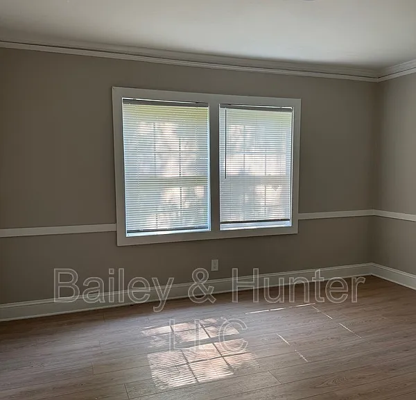 1306 Cahaba Dr SW — Photo 3