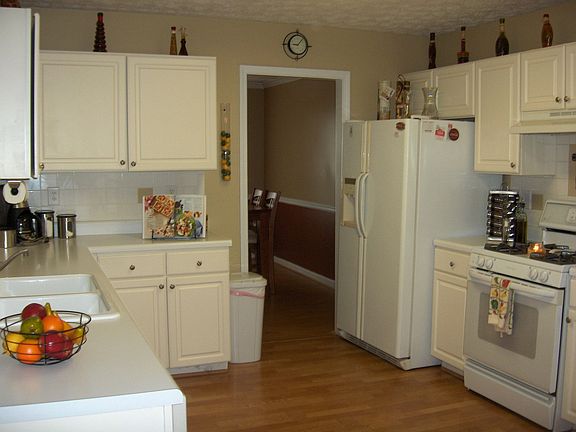 Kitchen w/ Doorway to Dining Room