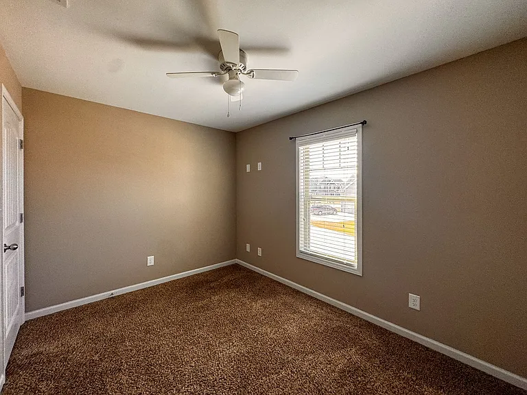 3106 Soacha Ct — Photo 32