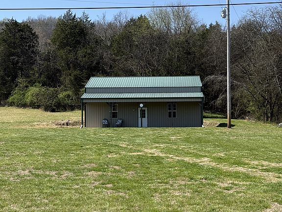 3rd image of 855 Lick Creek Rd
