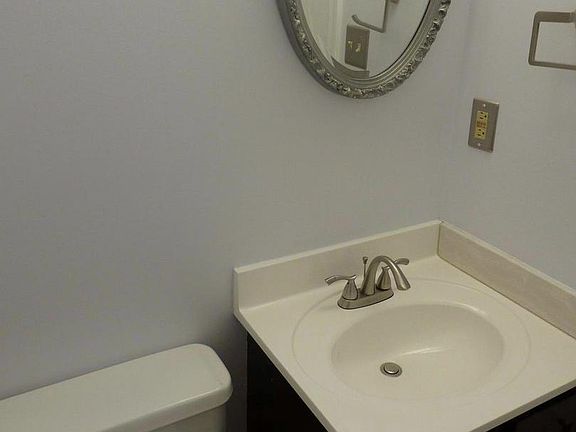 4th image of 662 Ivy League Ln Unit 14-82