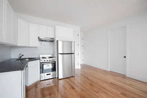 Rented by Compass | media 9