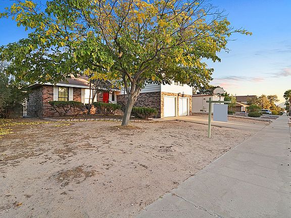 5th image of 748 Tepic Dr