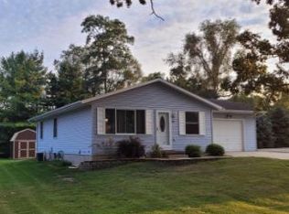 217 Chestnut St, Baraboo, WI 53913