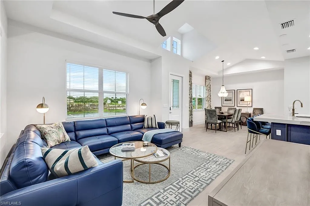 2 bed, 2.0 bath, 1490 sqft, $10,000 — Photo 3