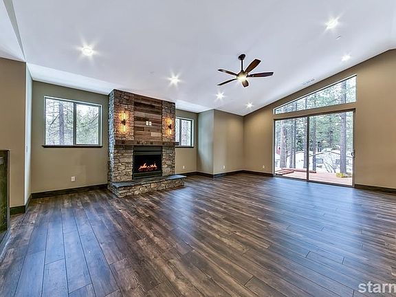 3rd image of 779 Anita Dr