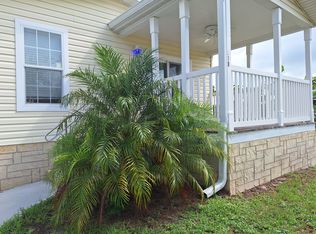 310 Pineapple St, Sebastian, FL 32958