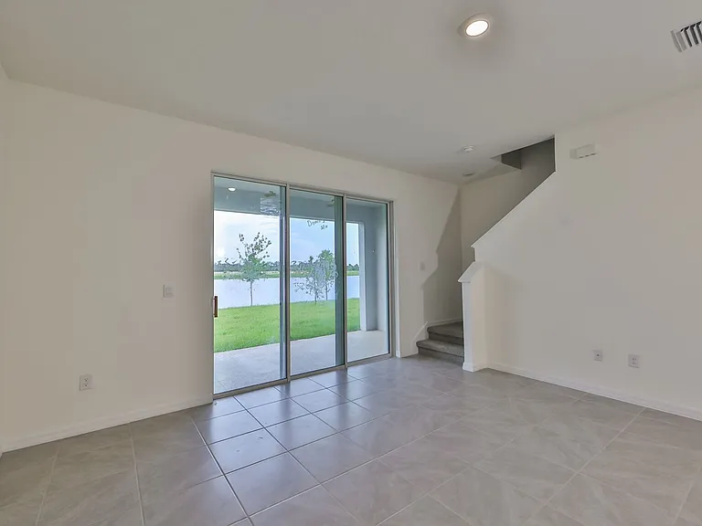 233 Mangrove Shade Cir — Photo 13