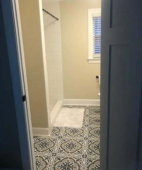Primary ensuite.