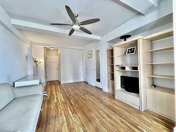 3rd image of 45 Tudor City Pl APT 1420
