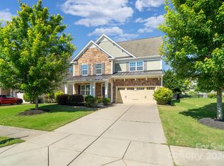 580 Rosemary Ln, Tega Cay, SC 29708