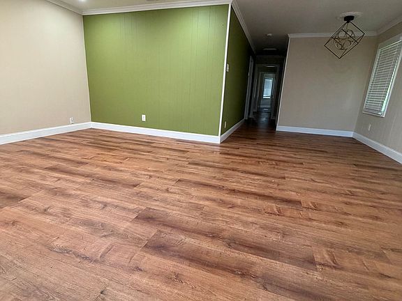 4th image of 512 N Harrisburg Ave