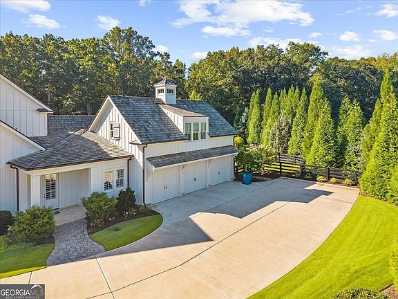 4th image of 1023 Madison Hall Ln