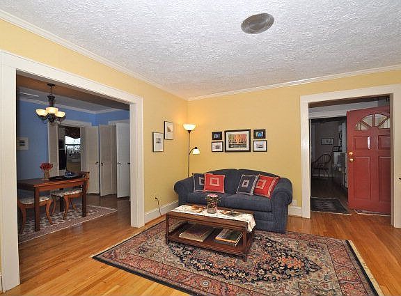 3rd image of 304 Highland Dr