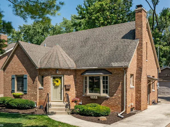 620 N Brainard St, Naperville, IL 60563