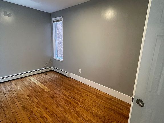 5th image of 11 Benkard Ave Floor 2