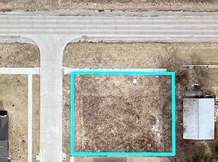 850 Thunder Gulch Rd, Iowa City, IA 52240