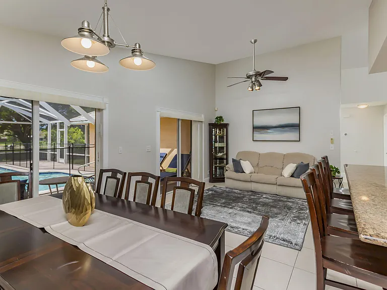 7572 Silver Woods Ct — Photo 8