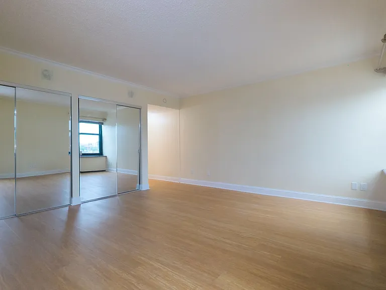 207 5th Ave SW #205 — Photo 7