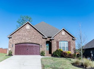 921 Abingdon Cv, Bonaire, GA 31005