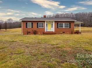 477 Black Oak Ridge Rd, Taylorsville, NC 28681