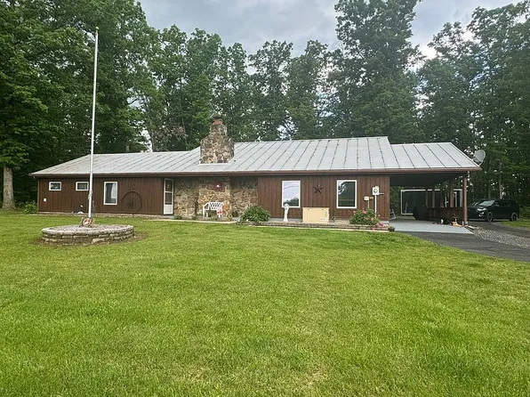 606 J C Markwood Rd, Old Fields, WV 26852