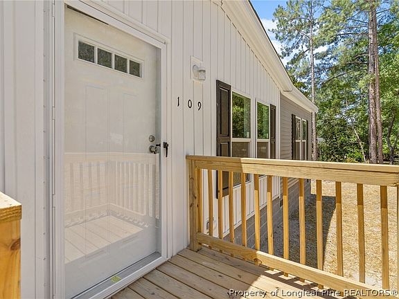 4th image of 109 Sanatra Dr