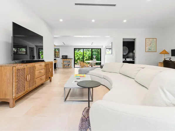 281 NE 48th Ter, Miami, FL 33137