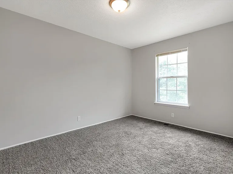 12050 Morningside Dr — Photo 5