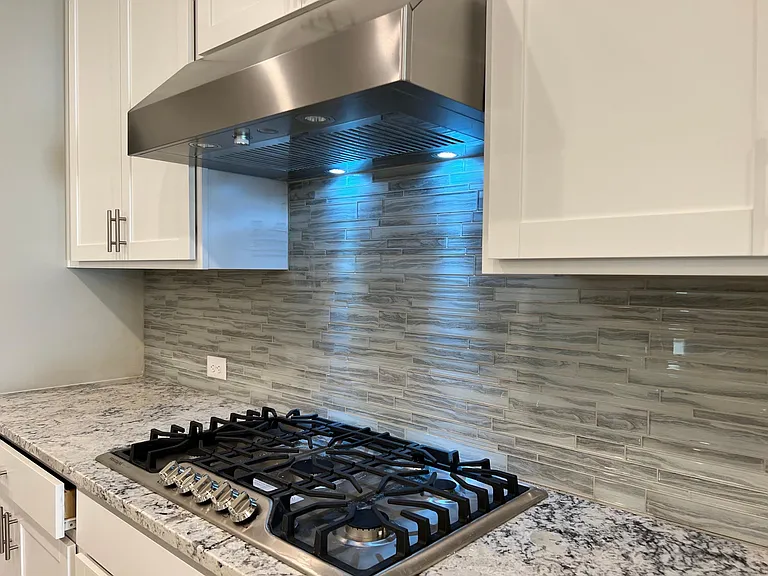 4091 Aveline Ln — Photo 8