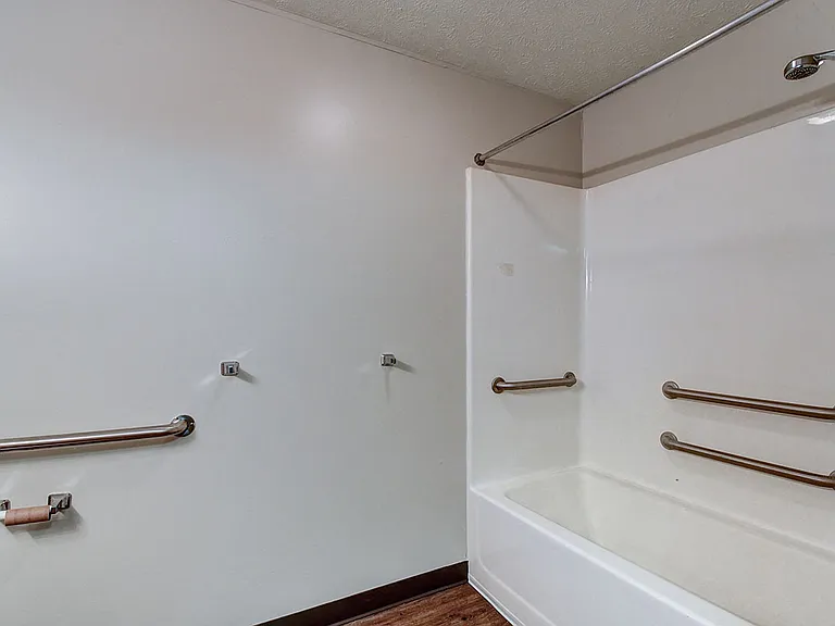 Floor plan 2 bathroom