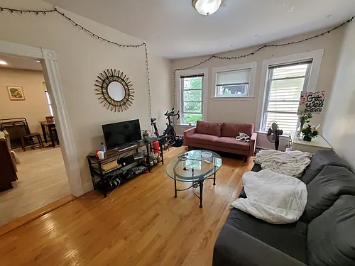 279 Pearl St Photo 1