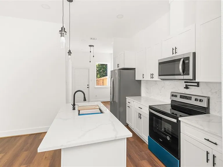 3940 Davenport St #A — Photo 5