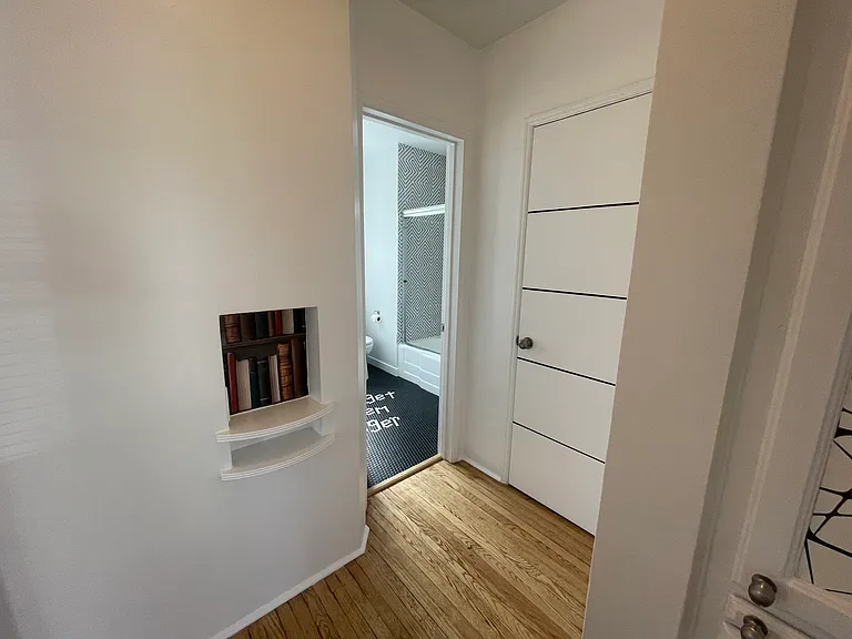 5959 Troost Ave — Photo 13