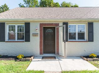 1107 Bloomdale Rd, Philadelphia, PA 19115