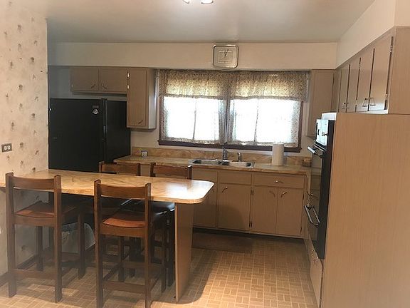 5th image of 960 Lorraine Ave