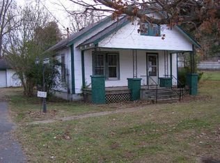 413 W 12th St, Benton, KY 42025