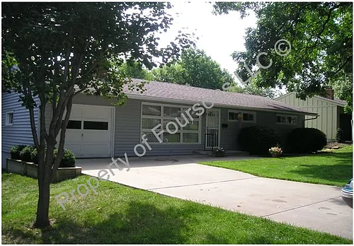 7907 Maple St Photo 1 7907 Maple St Photo 1