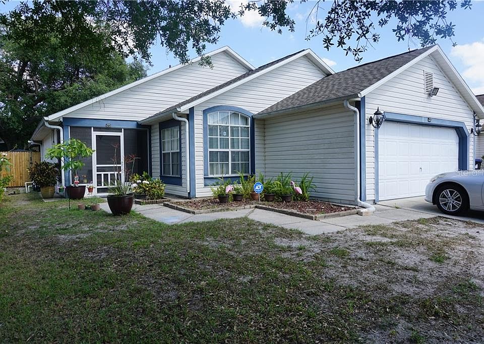 1st image of 2809 Delcrest Dr
