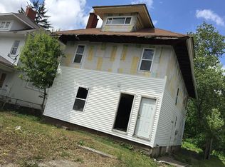 216 Oakwood Pl, Springfield, OH 45506