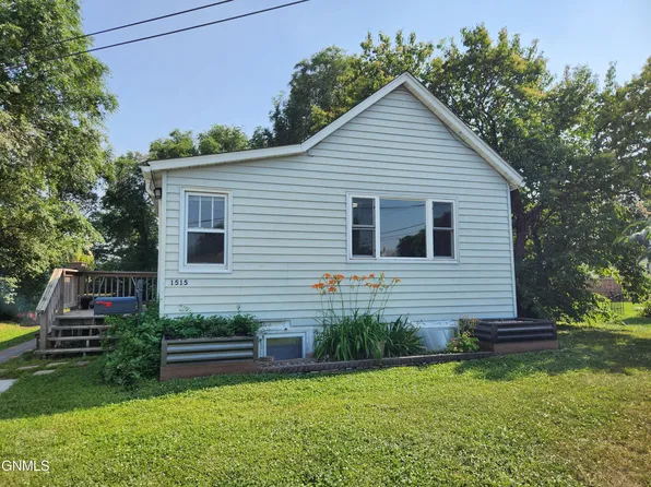 1515 E Bowen Ave, Bismarck, ND 58504