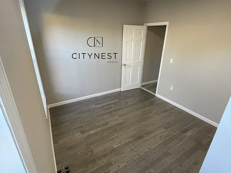 4405 5th Ave #4B — Photo 6