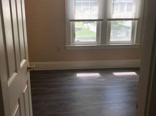 37 Highland St, Springfield, MA 01109