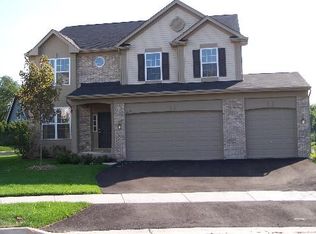 2113 W Silverleaf Ct, Addison, IL 60101