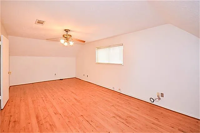 2814 Field Line Dr — Photo 24